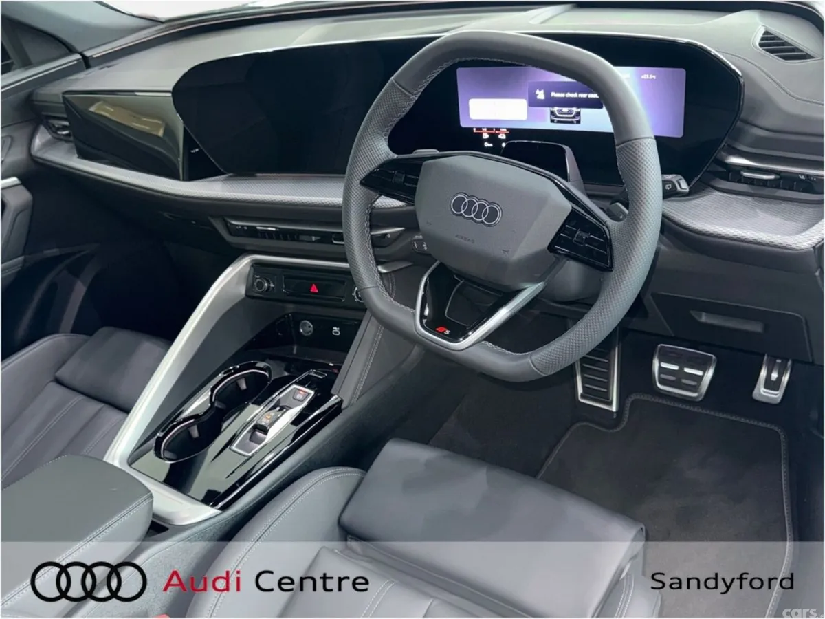 Audi Q5 Hatchback, Petrol Plug-in Hybrid, 2026, Black