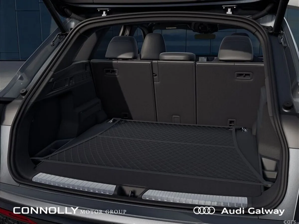 Audi Q5 SUV, Petrol Plug-in Hybrid, 2027, Grey