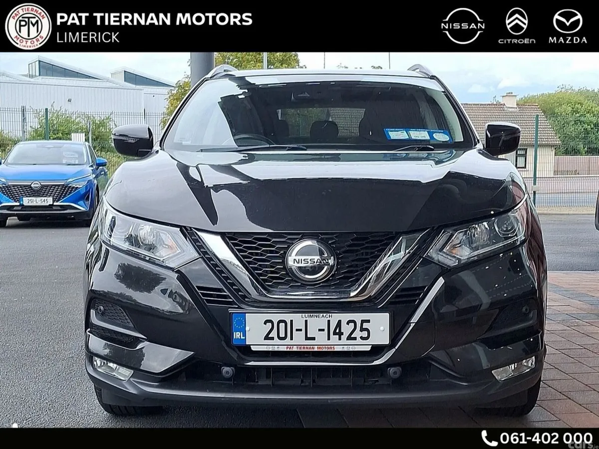 Nissan Qashqai MPV, Petrol, 2020, Black