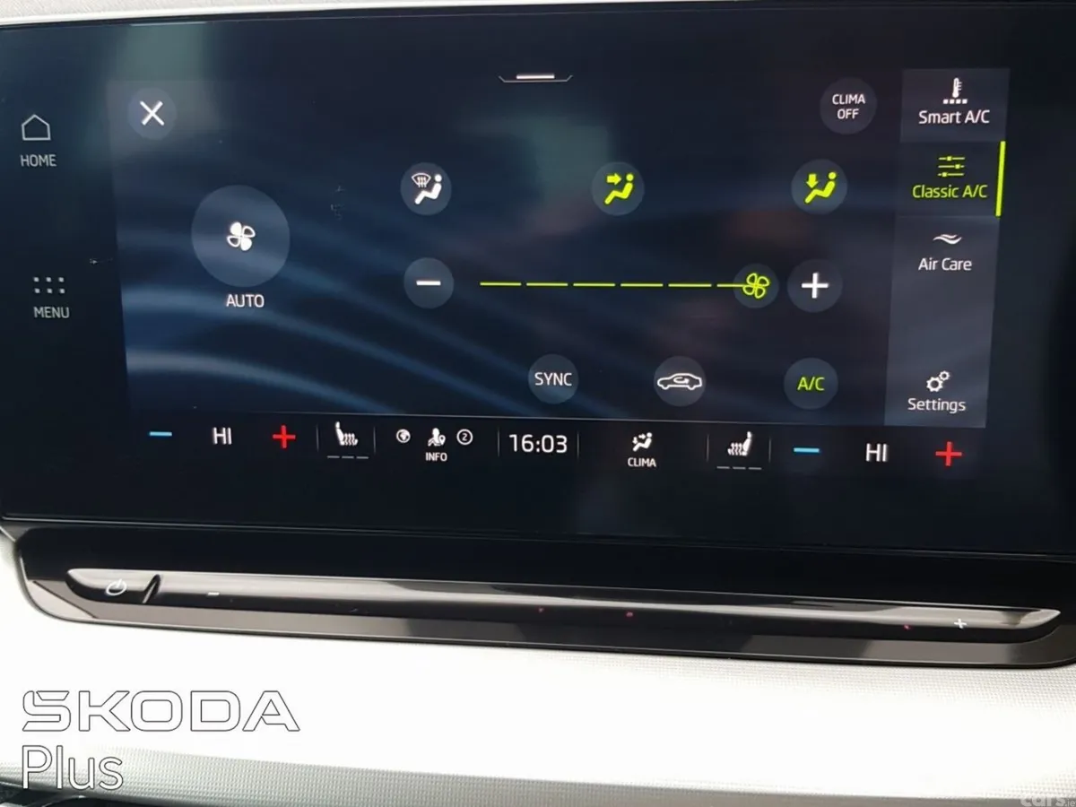 Skoda Octavia Saloon, Diesel, 2024, Grey