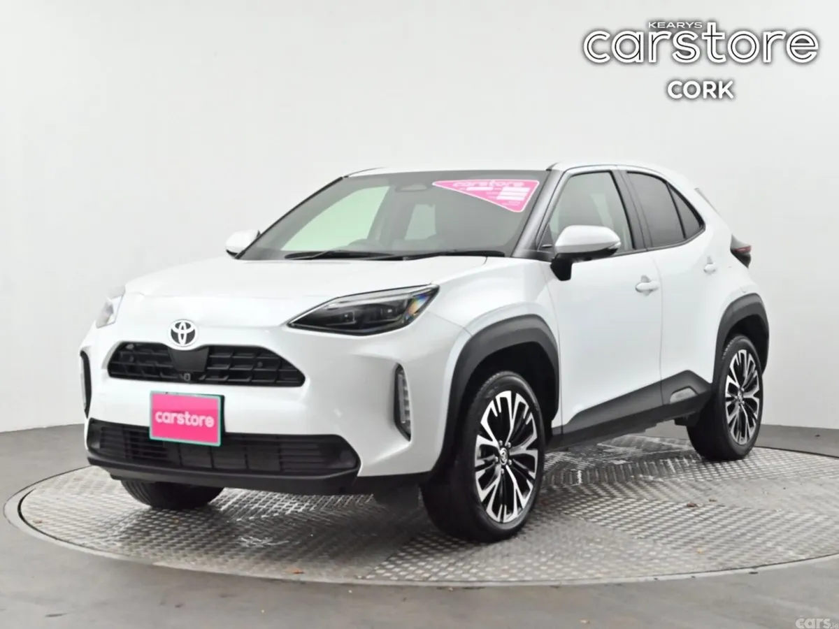 Toyota Yaris Cross SUV, Petrol Hybrid, 2025, White