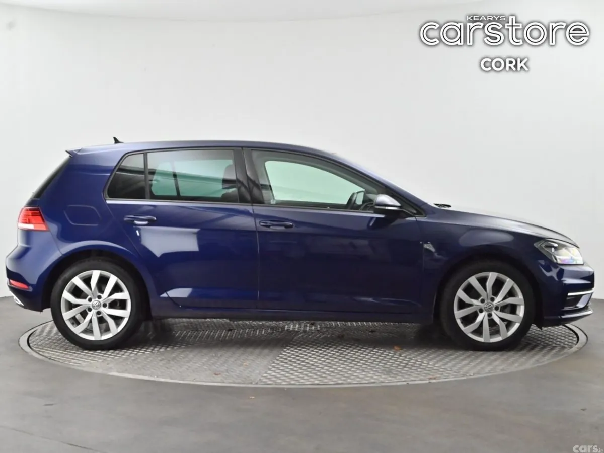 Volkswagen Golf Hatchback, Petrol, 2018, Blue