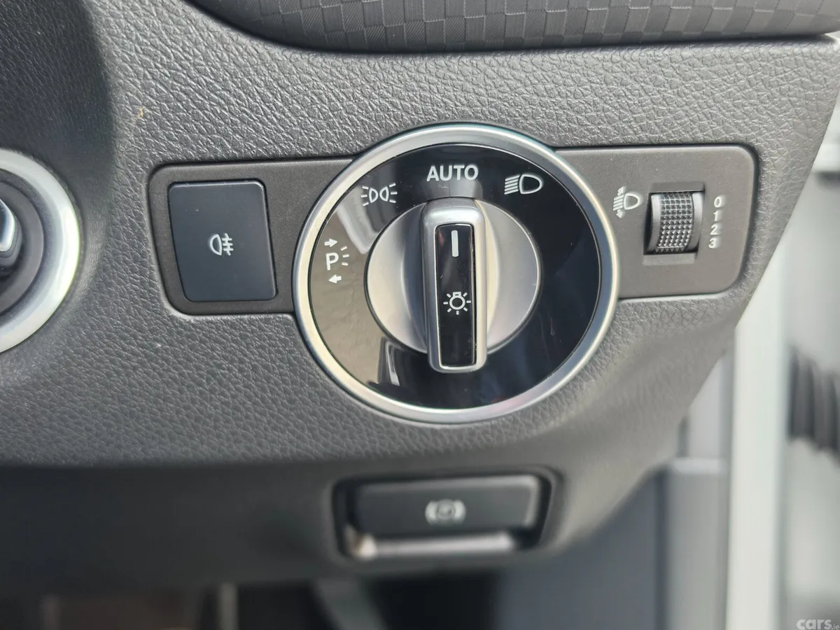 Mercedes-Benz A-Class Hatchback, Diesel, 2017, Silver