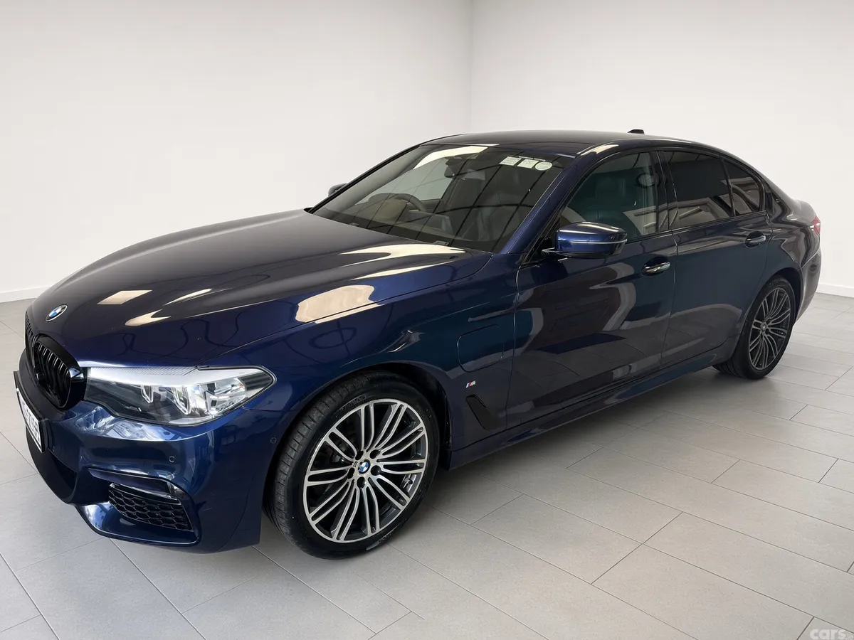 BMW 5-Series Saloon, Petrol Hybrid, 2017, Blue