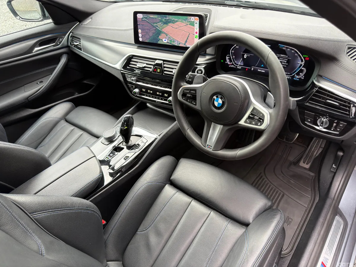 BMW 5-Series Saloon, Petrol Hybrid, 2021, Blue