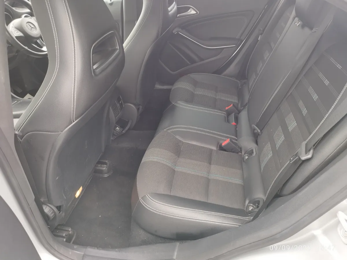 Mercedes-Benz CLA Saloon, Diesel, 2017, Silver