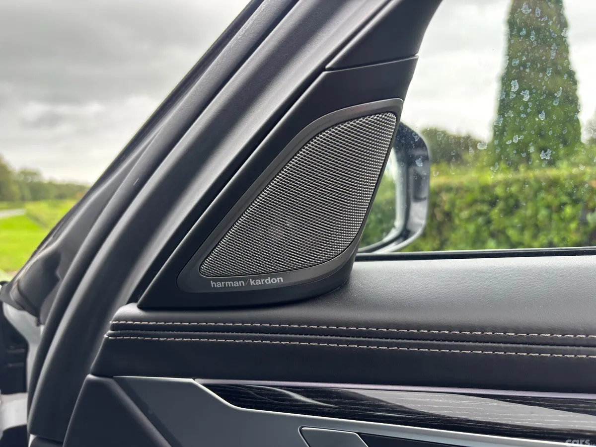 BMW 7-Series Saloon, Petrol Plug-in Hybrid, 2018, White
