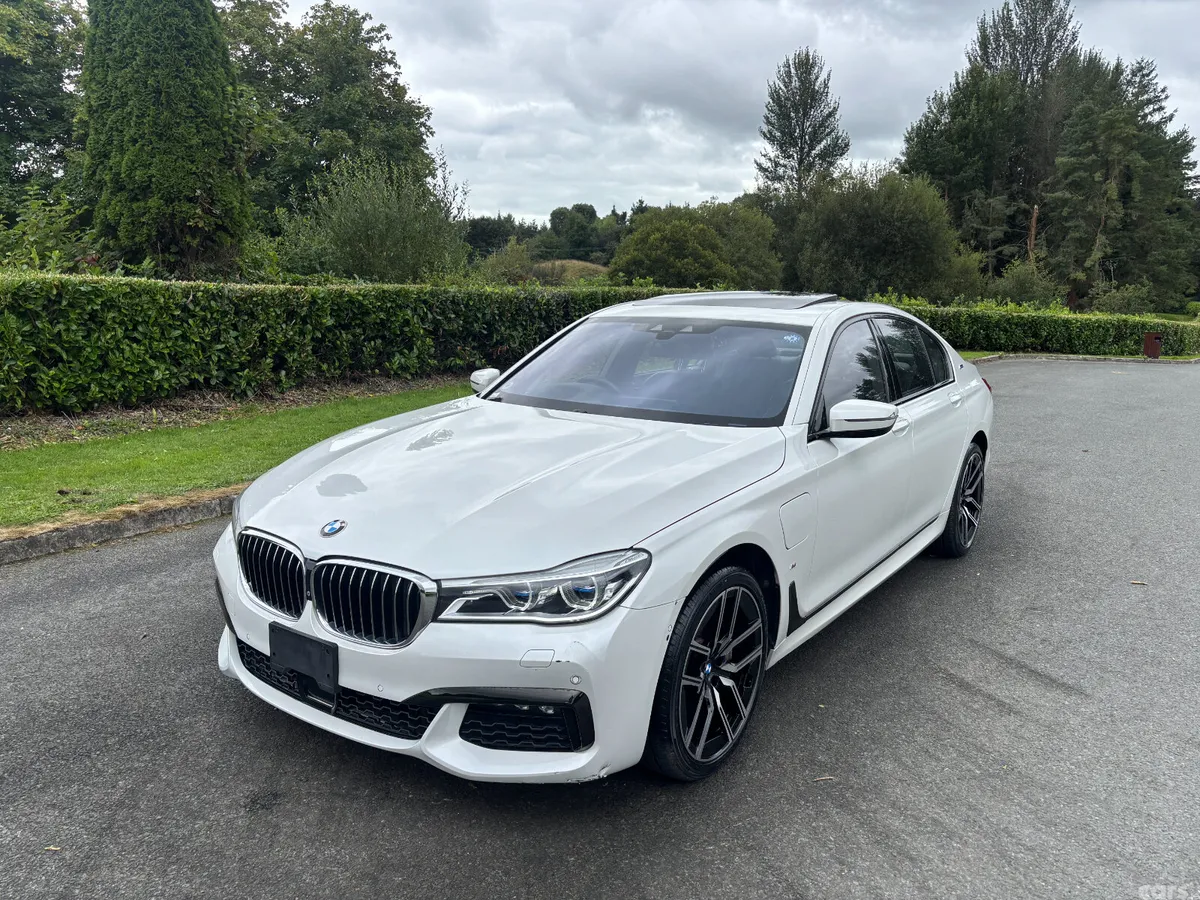 BMW 7-Series Saloon, Petrol Plug-in Hybrid, 2018, White