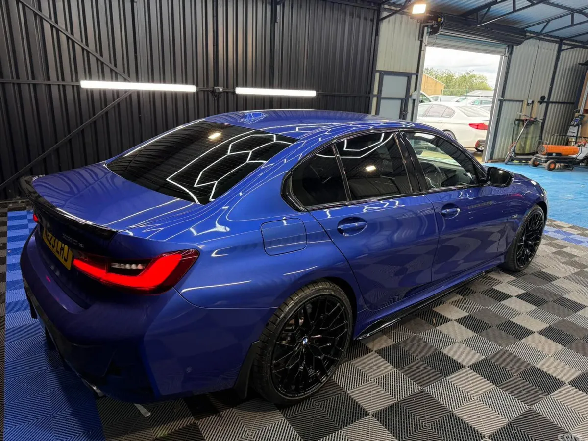 BMW 3-Series Saloon, Petrol Hybrid, 2023, Blue
