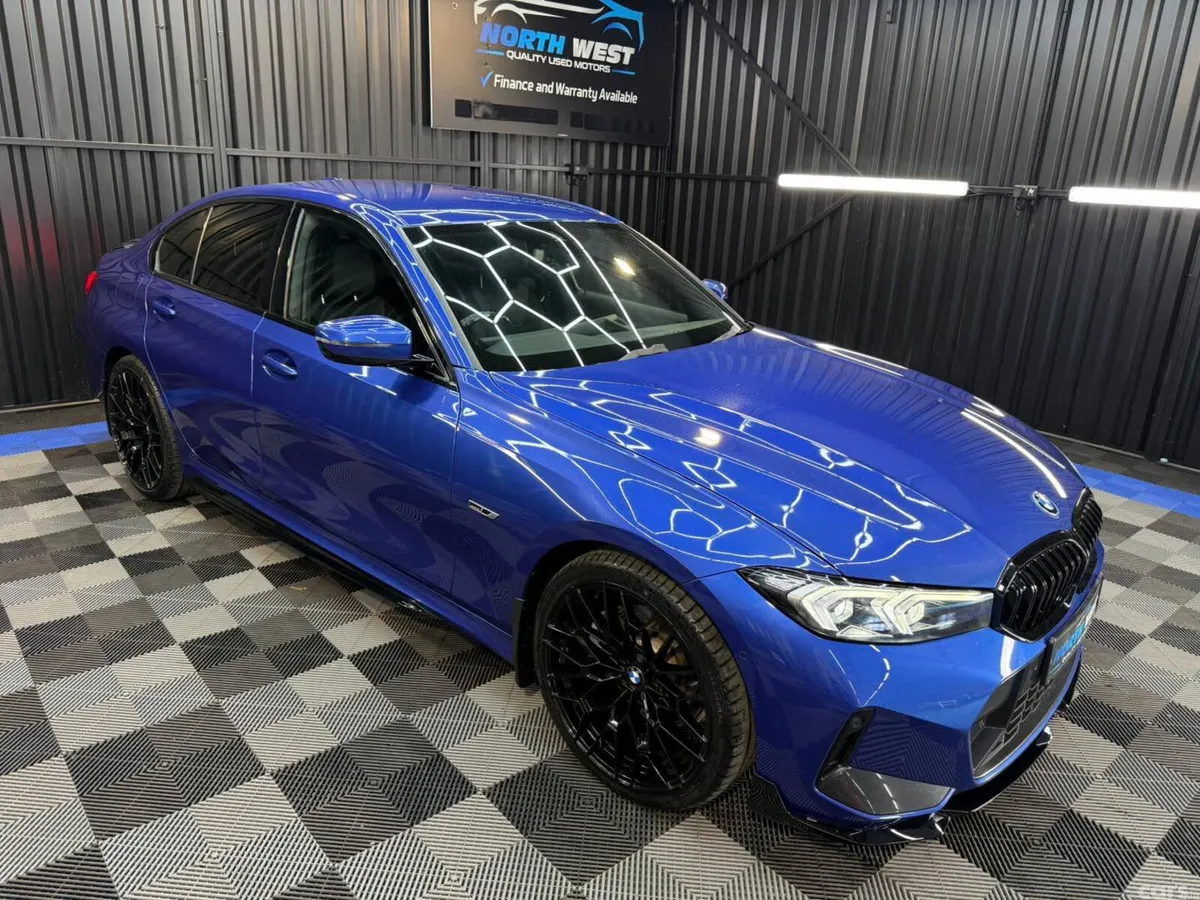 BMW 3-Series Saloon, Petrol Hybrid, 2023, Blue