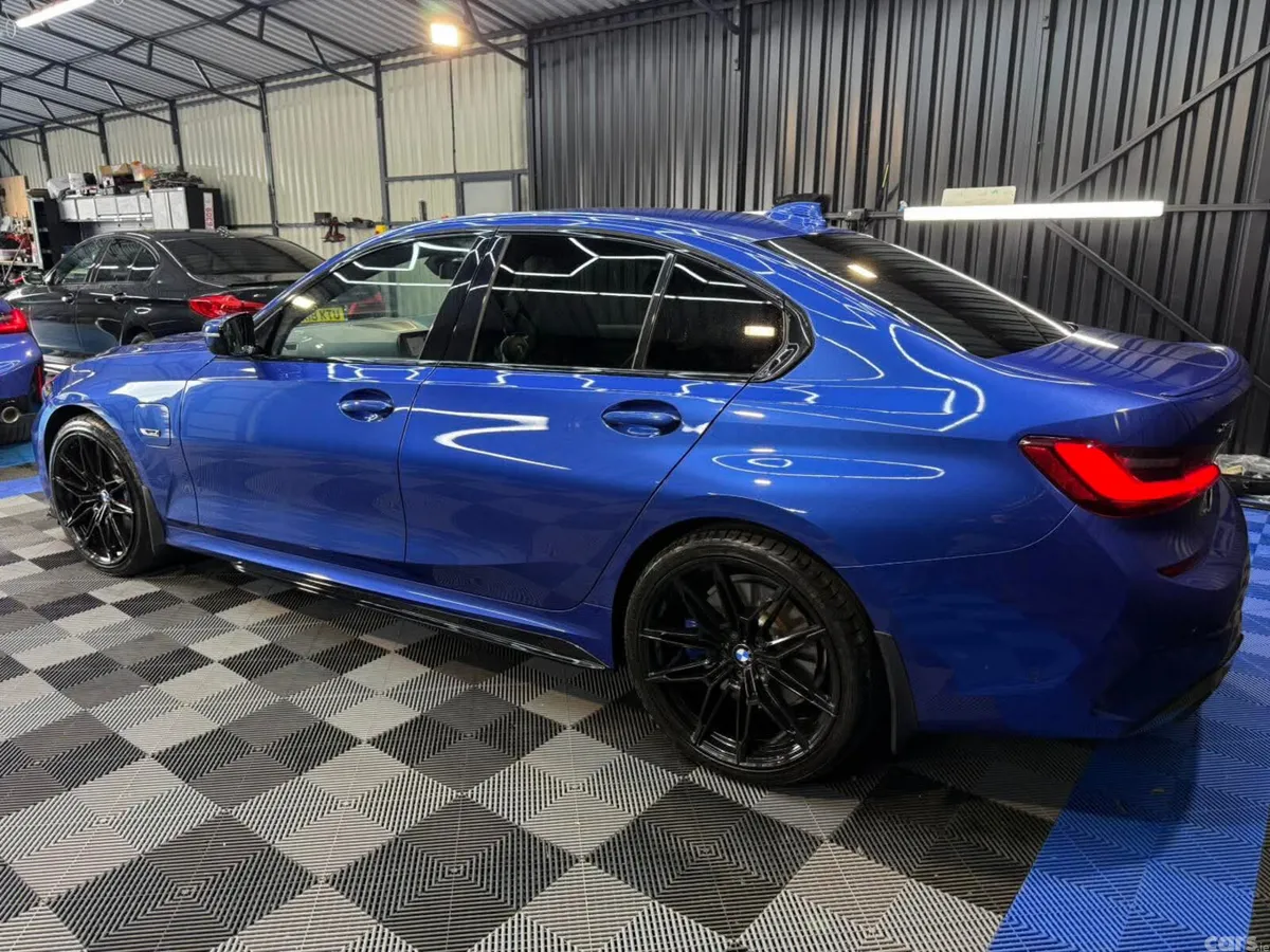 BMW 3-Series Saloon, Petrol Hybrid, 2022, Blue