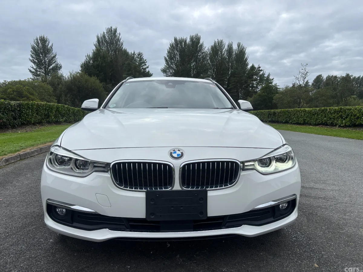 BMW 3-Series Estate, Petrol, 2017, White