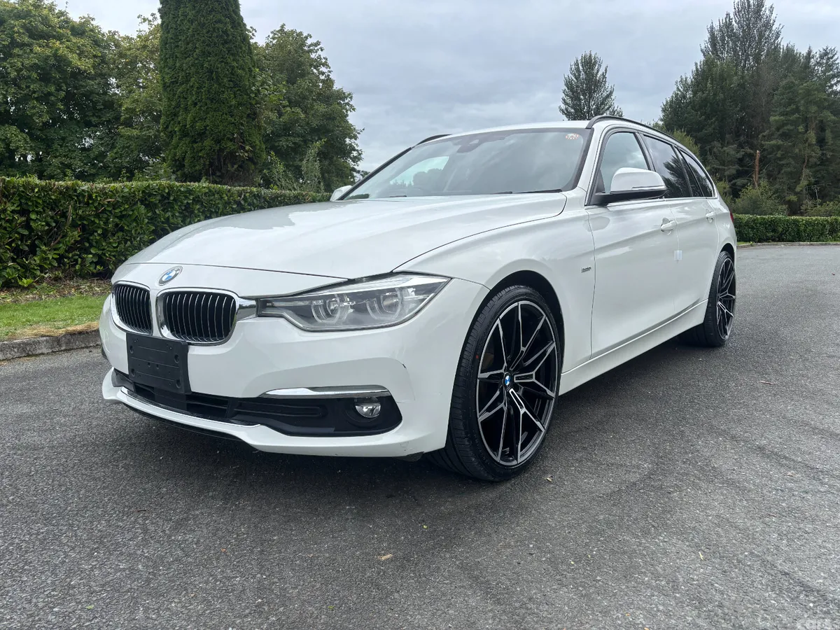 BMW 3-Series Estate, Petrol, 2017, White