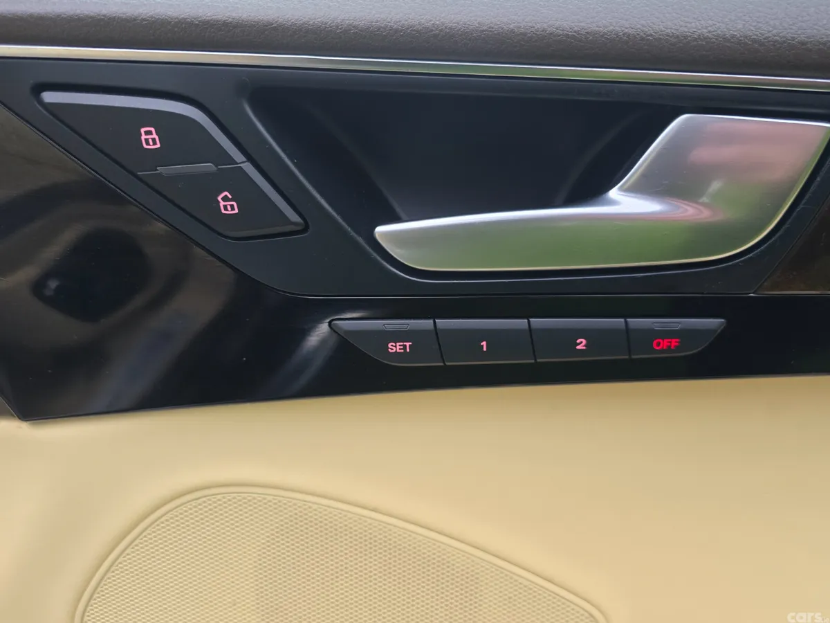 Audi A8 Saloon, Diesel, 2015, Black