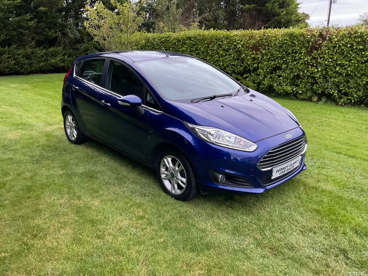 Ford Fiesta Hatchback, Petrol, 2017, Blue