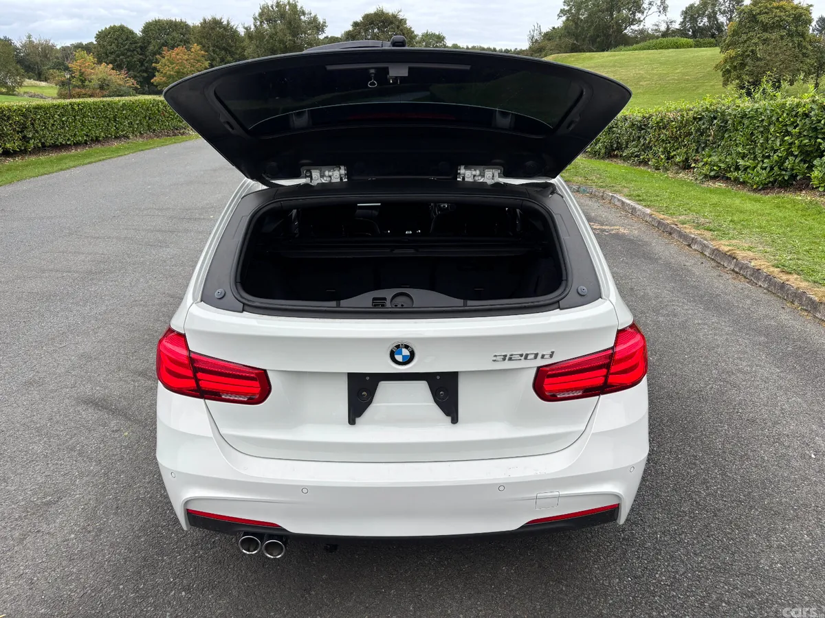 BMW 3-Series Estate, Diesel, 2017, White
