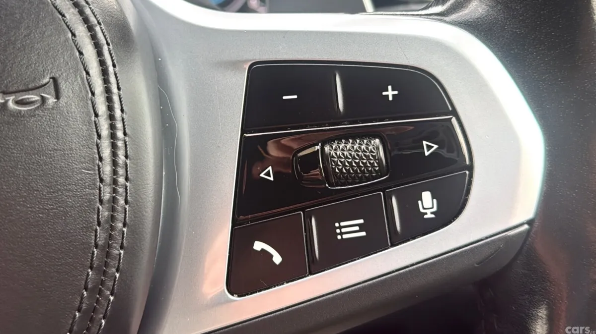 BMW 5-Series Saloon, Petrol Plug-in Hybrid, 2022, Grey