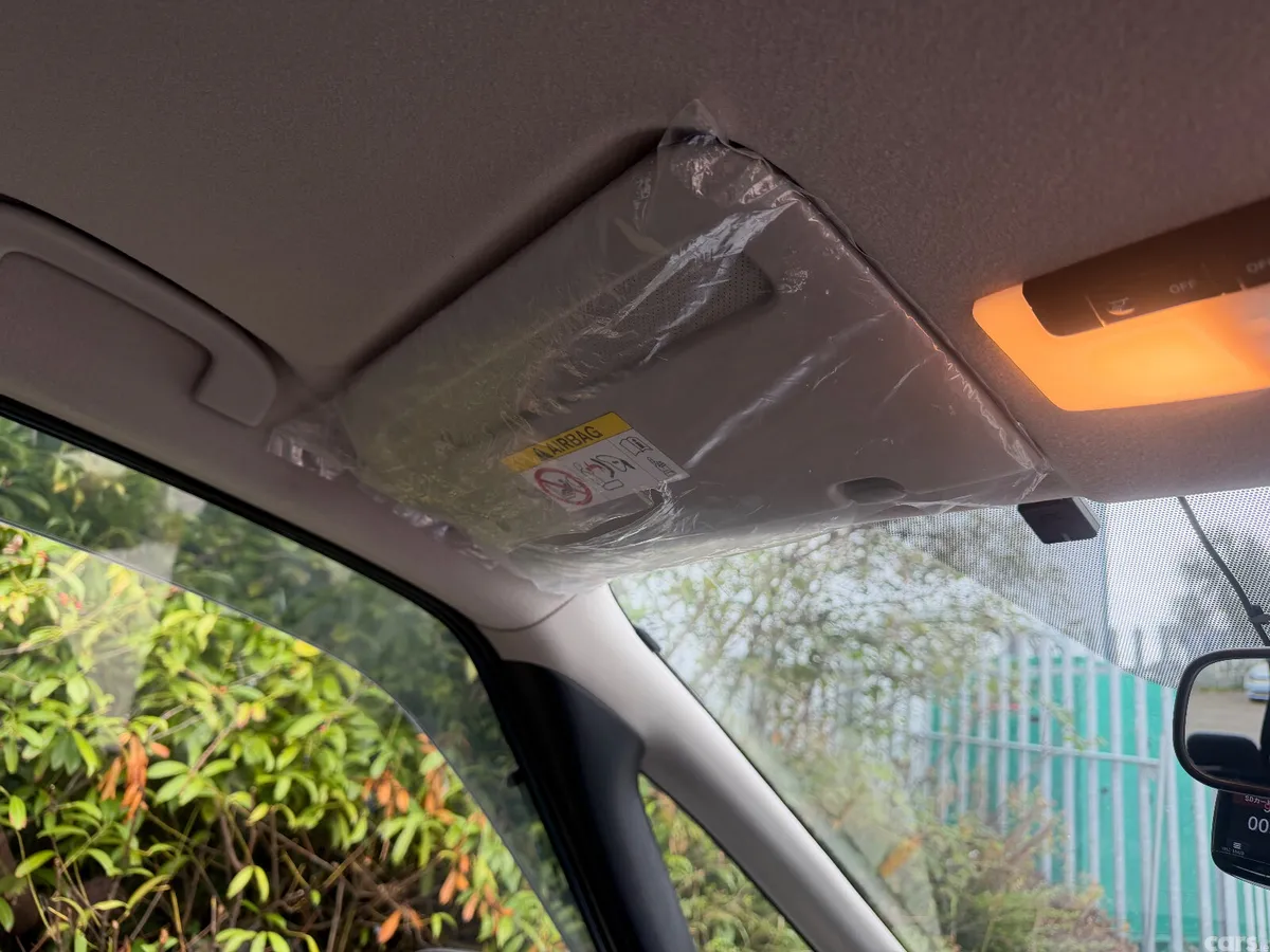 Nissan Serena MPV, Petrol Hybrid, 2019, Blue