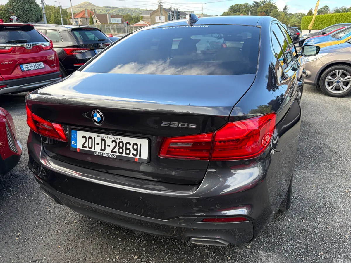 BMW 5-Series Saloon, Petrol Plug-in Hybrid, 2020, Grey