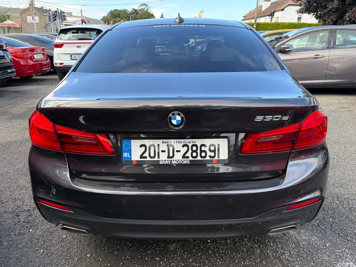 BMW 5-Series Saloon, Petrol Plug-in Hybrid, 2020, Grey