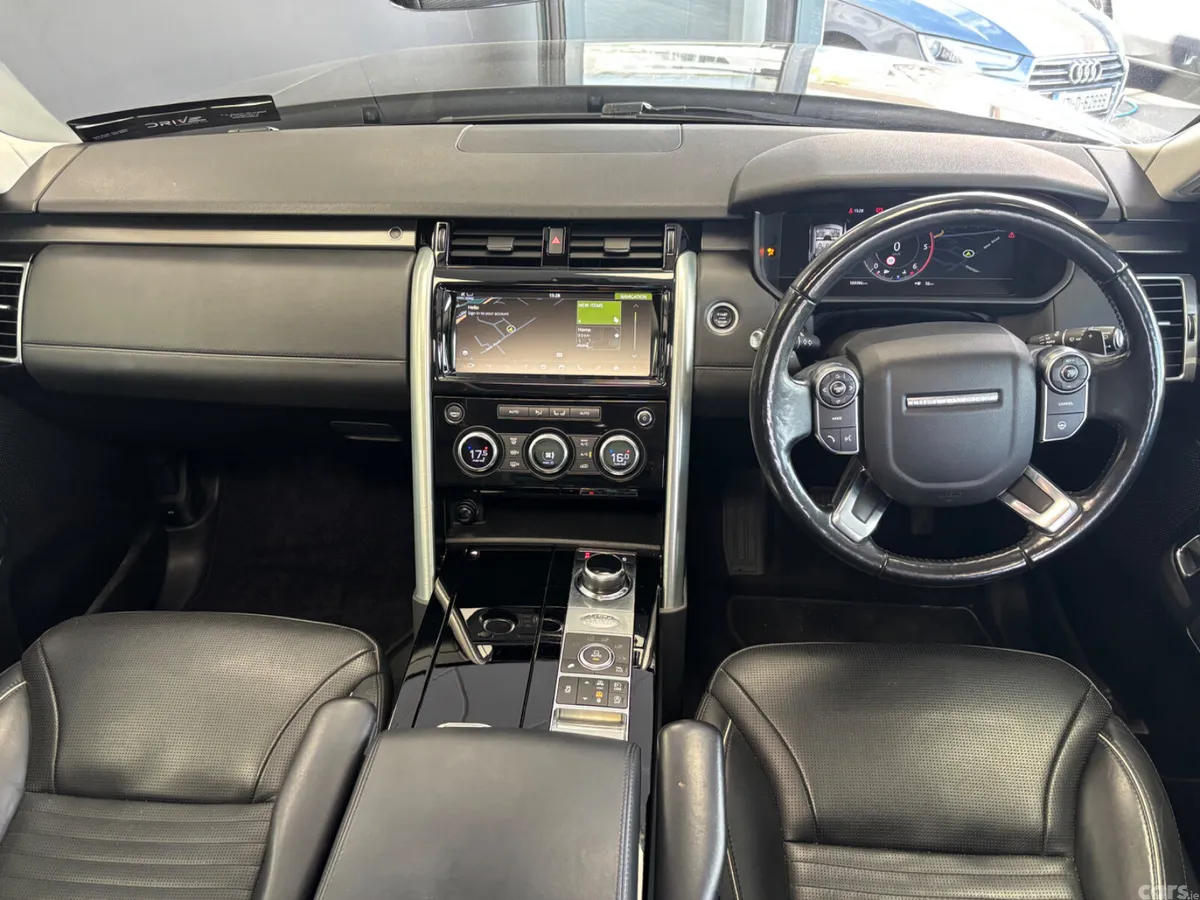 Land Rover Discovery SUV, Diesel, 2018, Grey