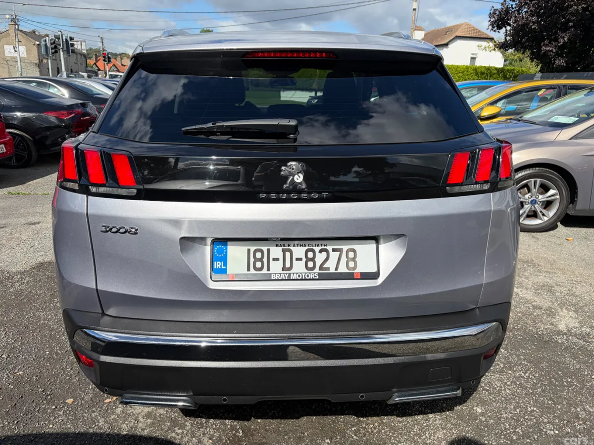 Peugeot 3008 MPV, Petrol, 2018, Grey