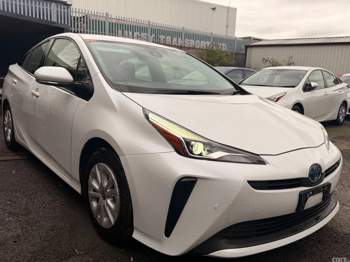 Toyota Prius Hatchback, Petrol Hybrid, 2022, White