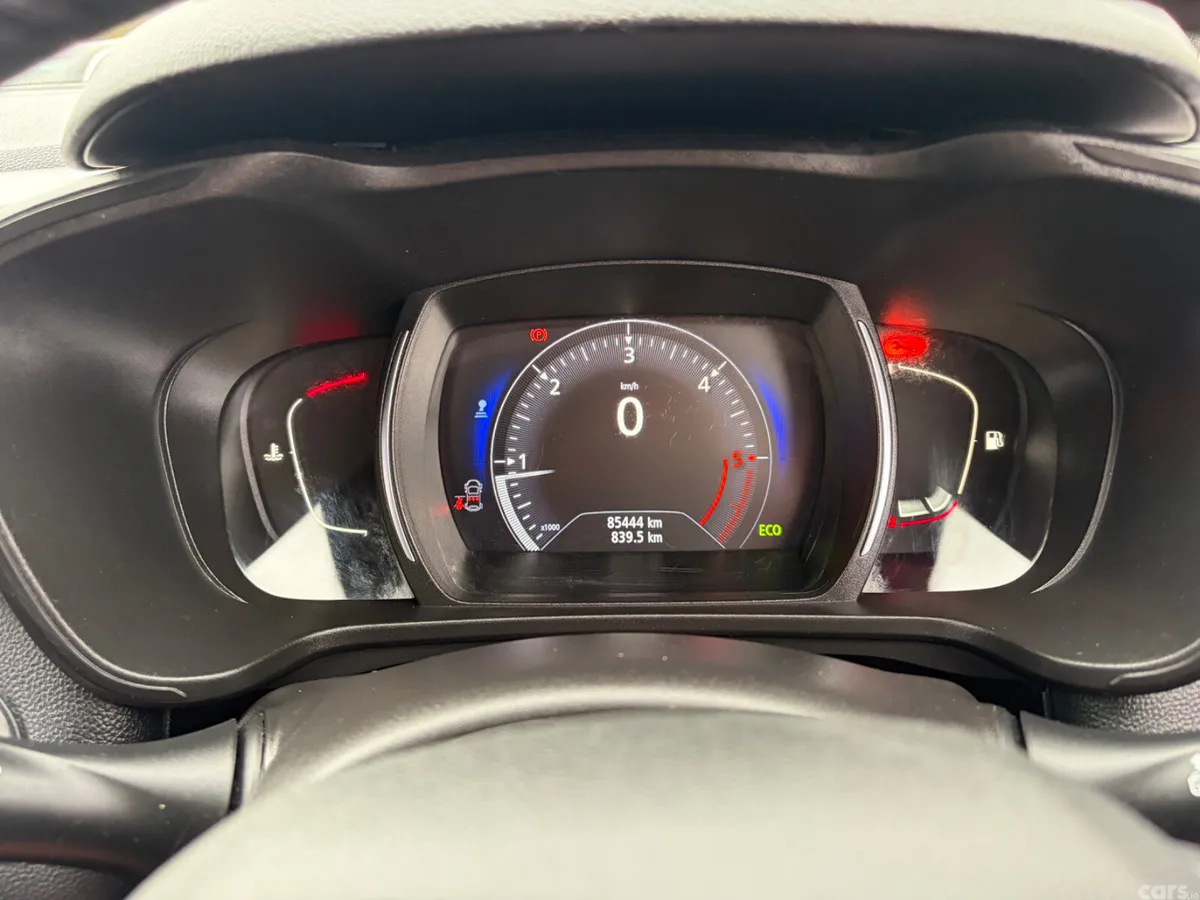 Renault Kadjar SUV, Diesel, 2017, Red