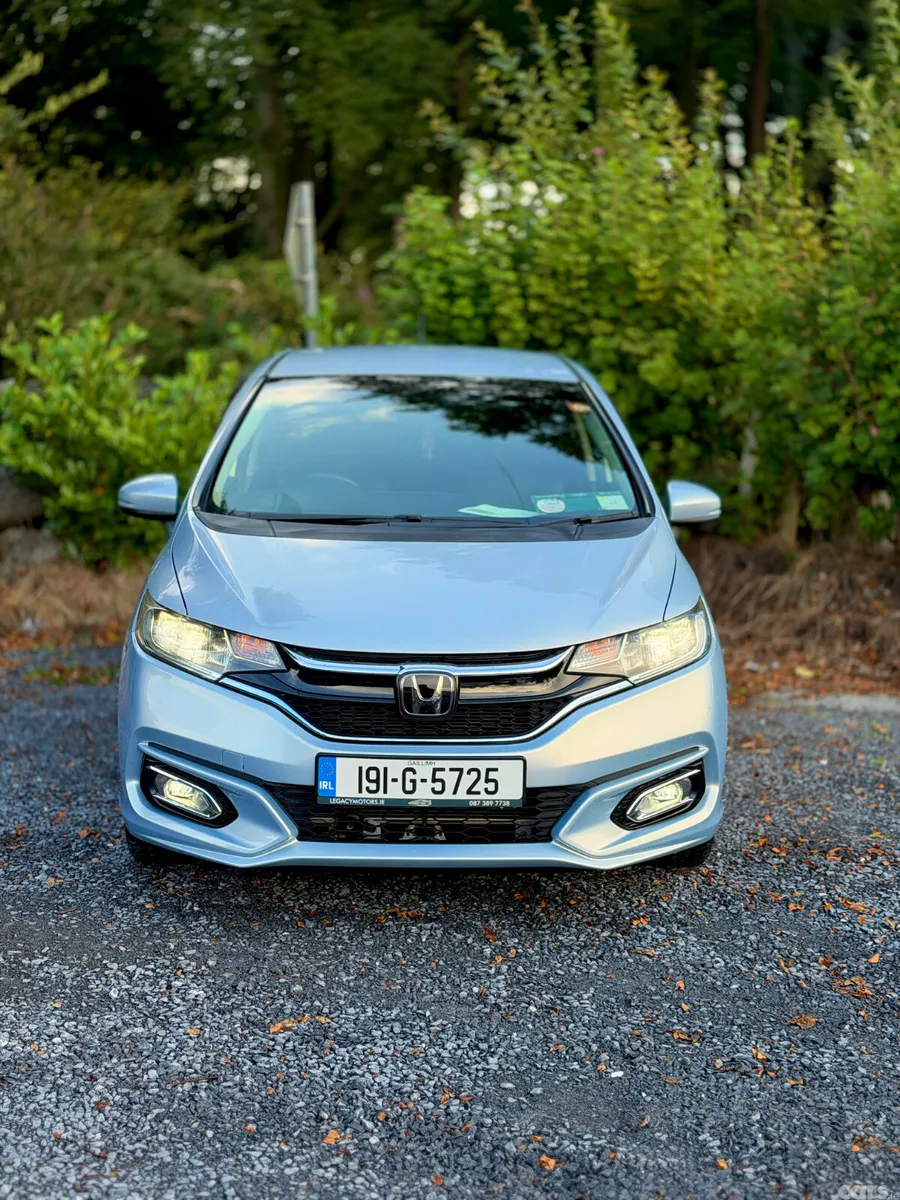 Honda Fit Hatchback, Petrol Hybrid, 2019, Silver