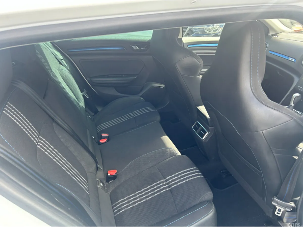 Renault Megane Estate, Diesel, 2017, White