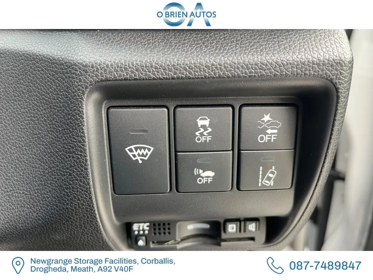 Honda Grace Saloon, Petrol Hybrid, 2020, White