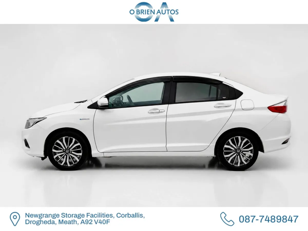 Honda Grace Saloon, Petrol Hybrid, 2020, White
