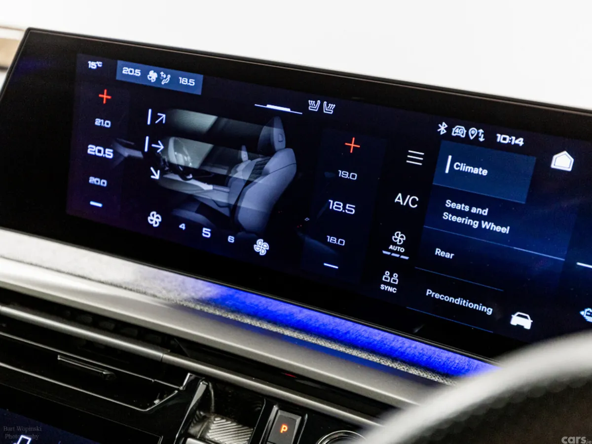 Peugeot 5008 SUV, Electric, 2025, Blue
