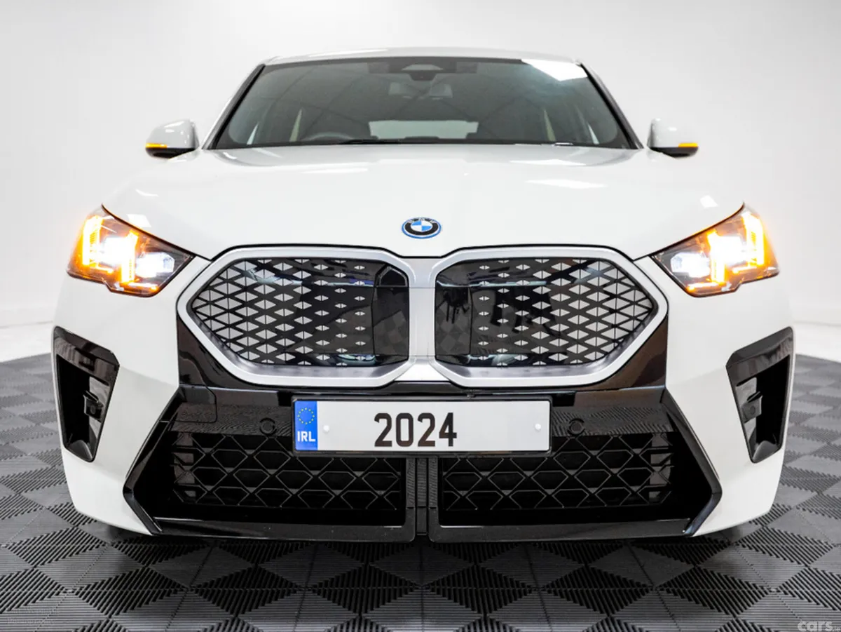 BMW X2 Estate, Electric, 2024, White