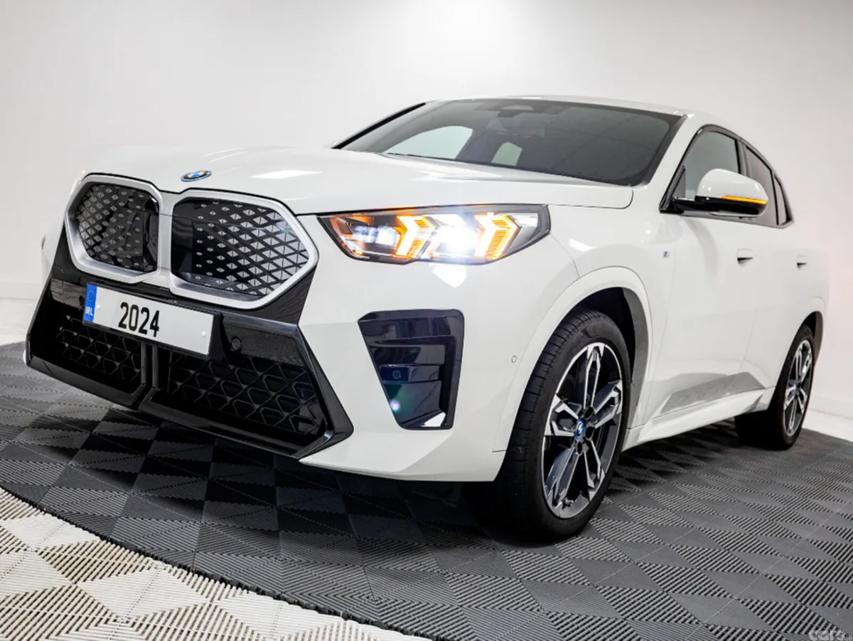 BMW X2 Estate, Electric, 2024, White
