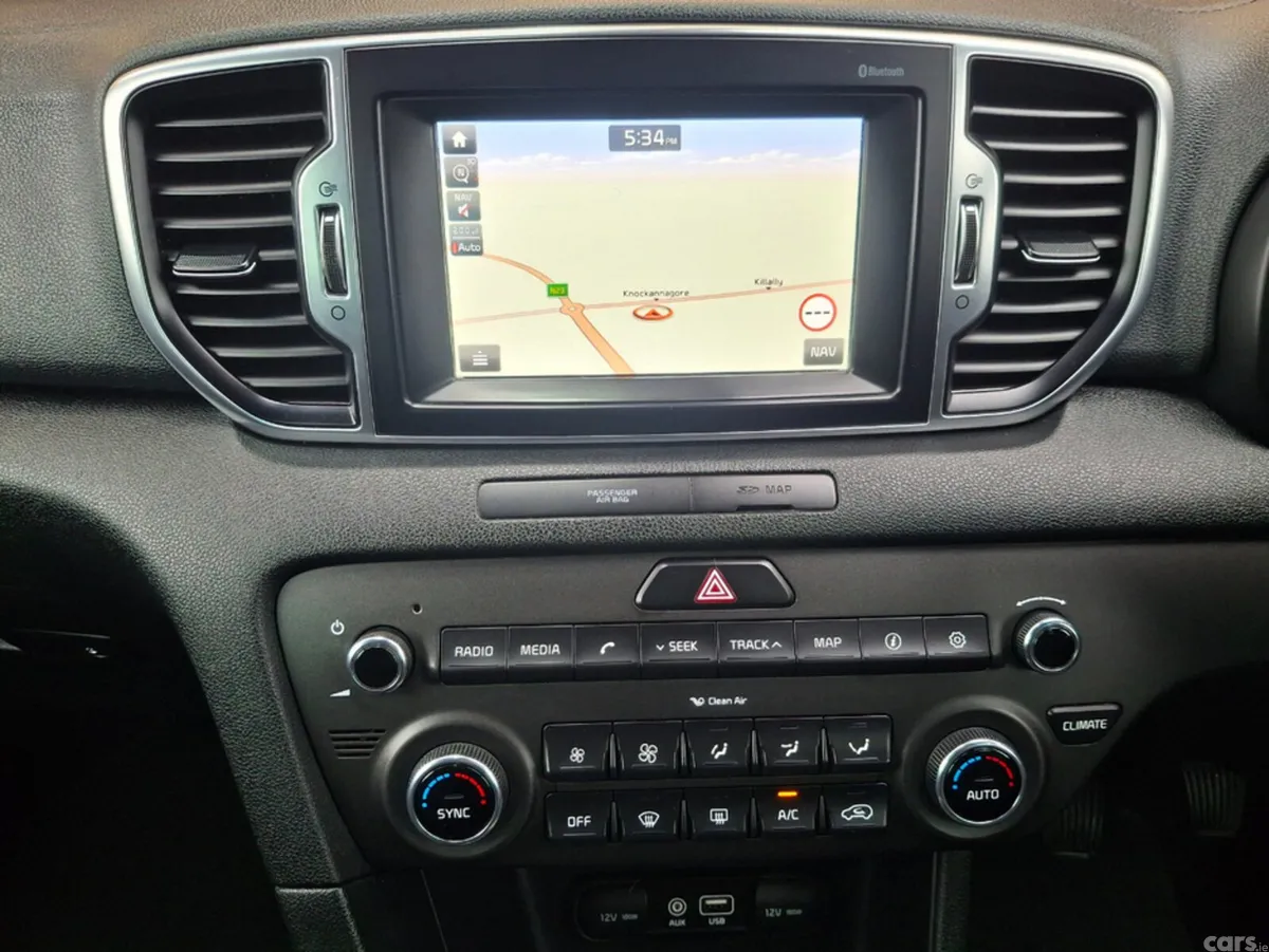Kia Sportage MPV, Diesel, 2017, White
