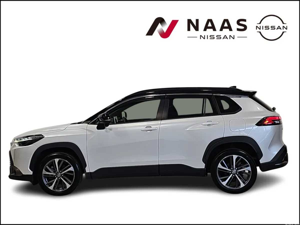 Toyota Corolla Cross MPV, Petrol Hybrid, 2023, White