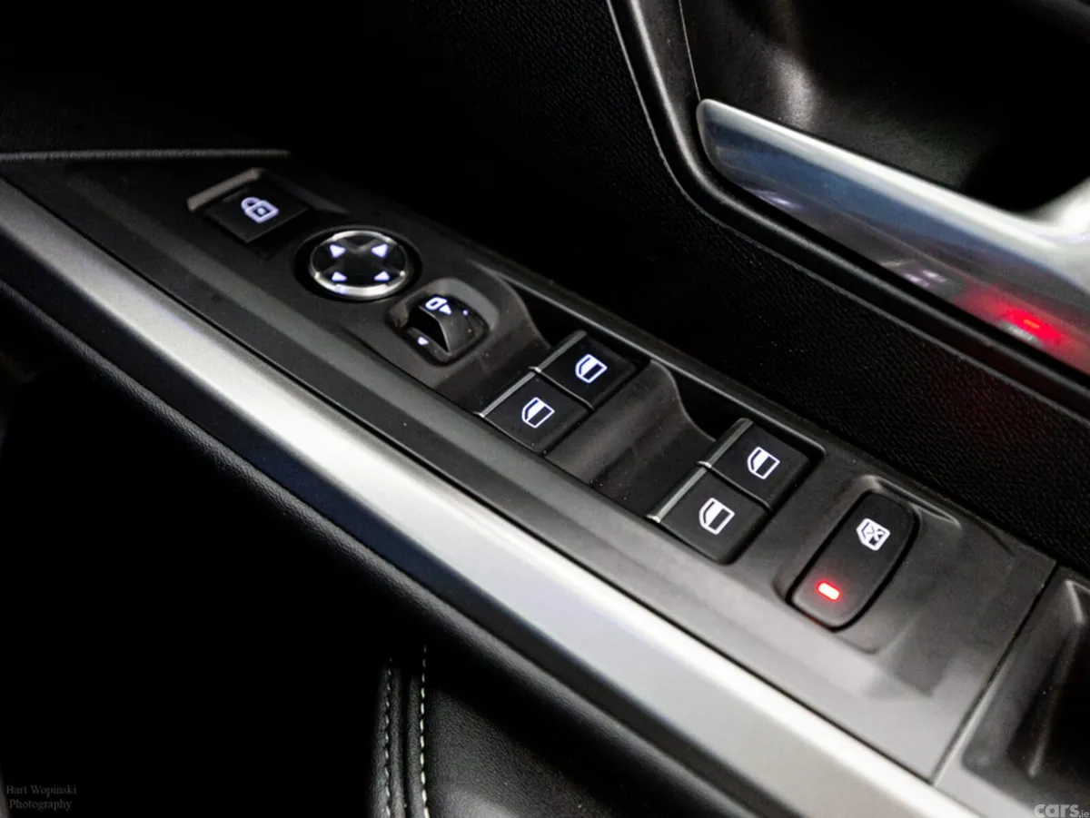 Peugeot 5008 SUV, Electric, 2025, Blue