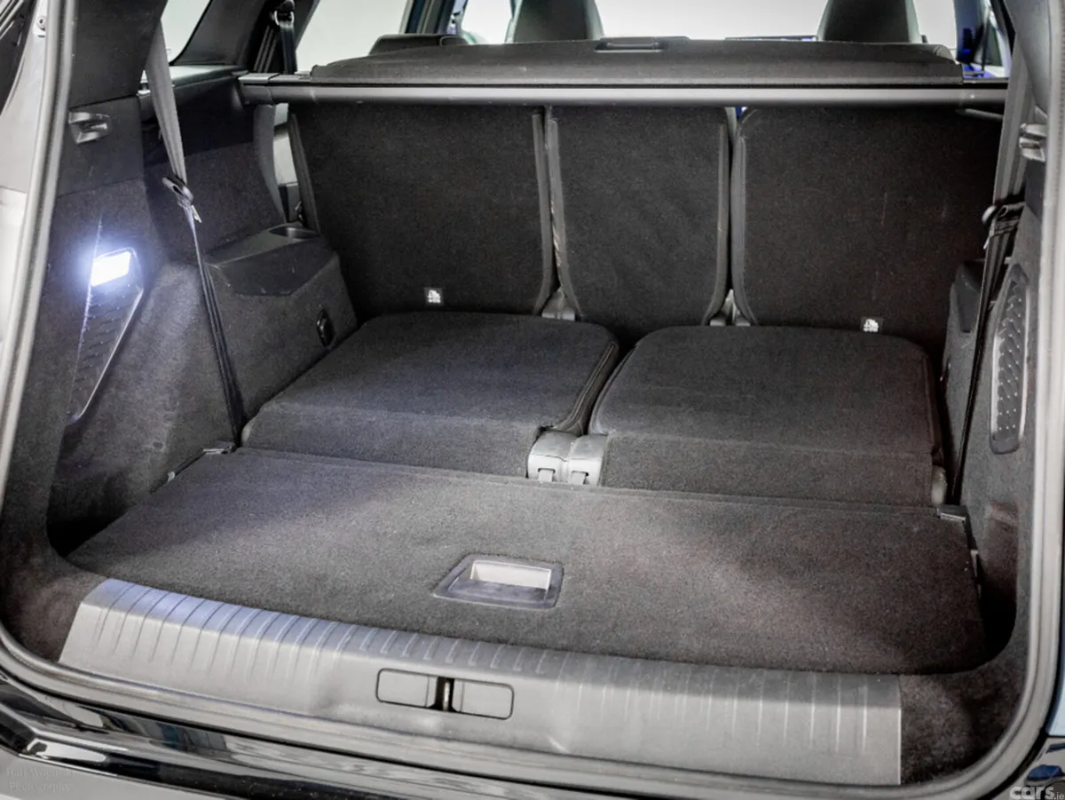 Peugeot 5008 SUV, Electric, 2025, Blue