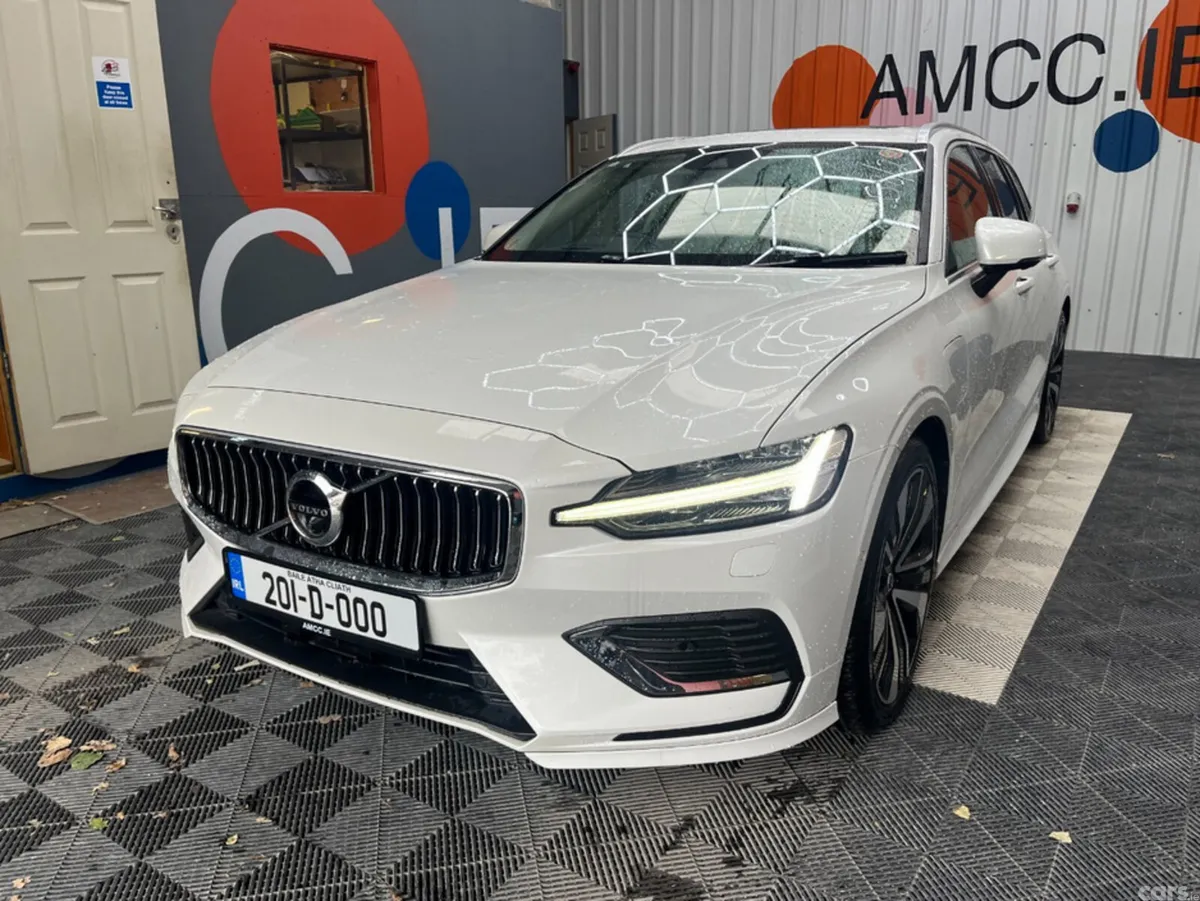 Volvo V60 Estate, Petrol Hybrid, 2020, White