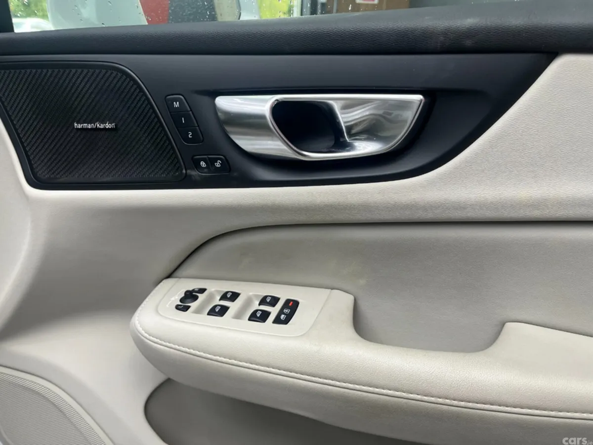 Volvo V60 Estate, Petrol Hybrid, 2020, White