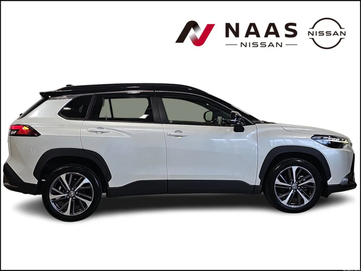 Toyota Corolla Cross MPV, Petrol Hybrid, 2023, White