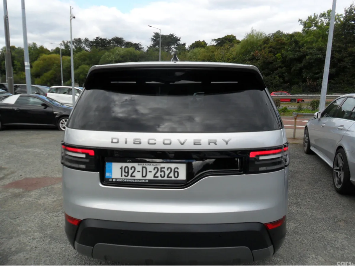 Land Rover Discovery Estate, Diesel, 2019, Grey