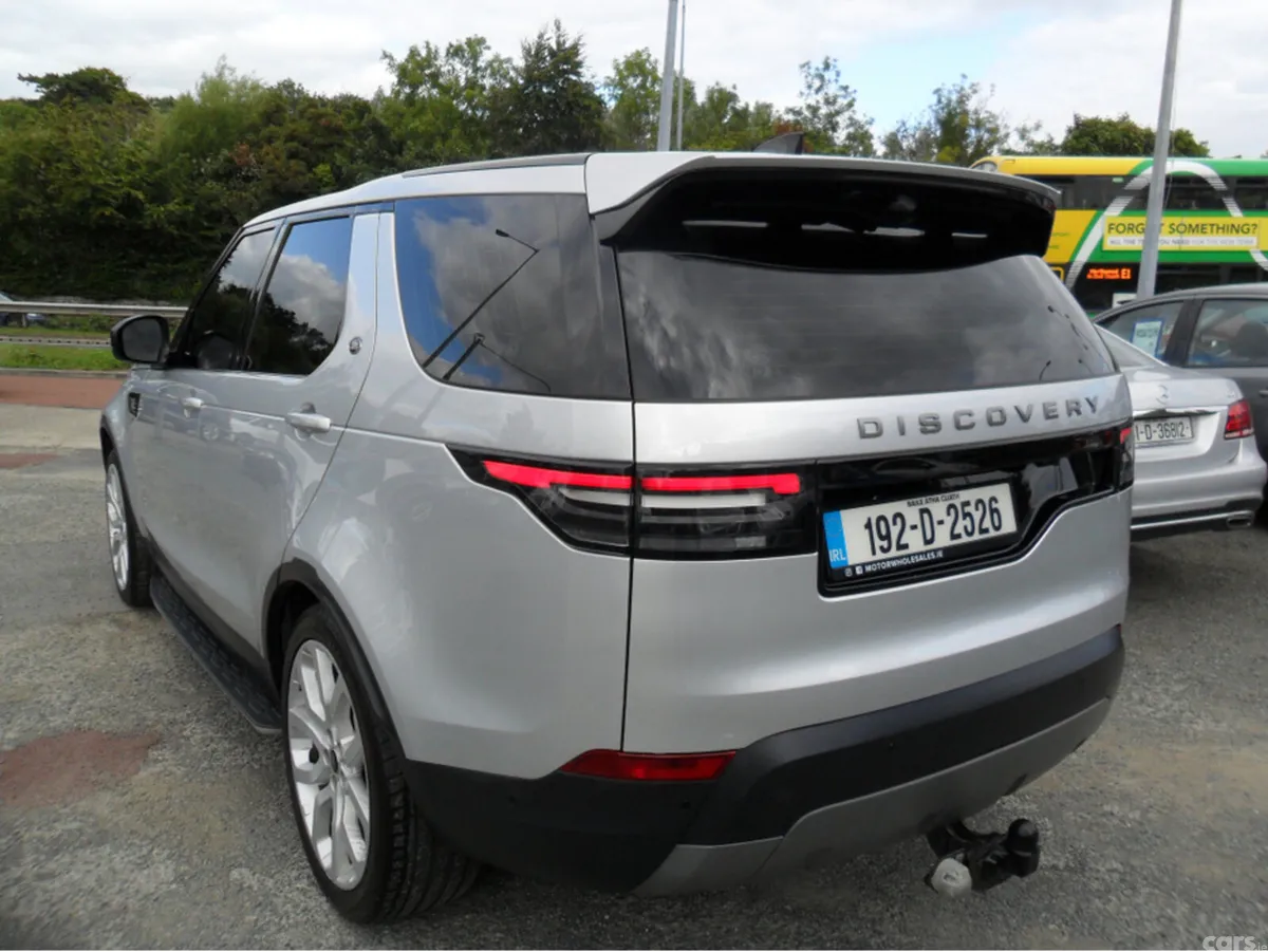 Land Rover Discovery Estate, Diesel, 2019, Grey