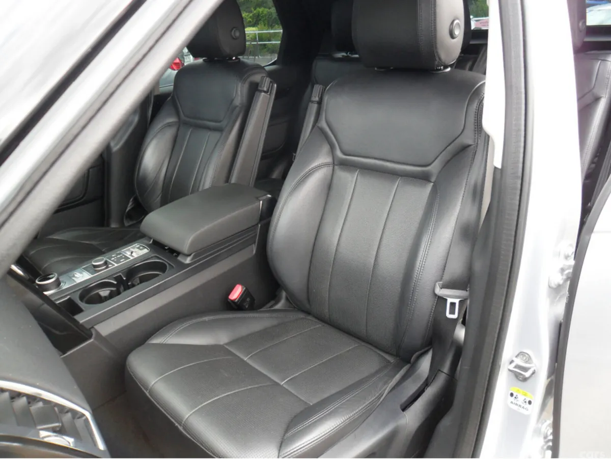 Land Rover Discovery Estate, Diesel, 2019, Grey
