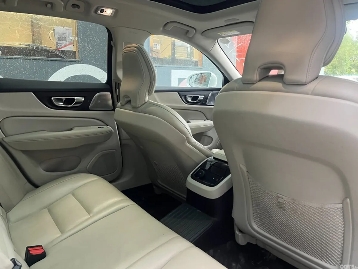 Volvo V60 Estate, Petrol Hybrid, 2022, White