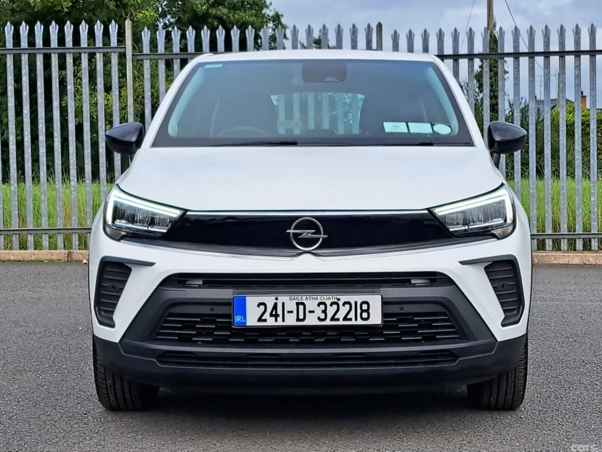 Opel Crossland SUV, Petrol, 2024, White
