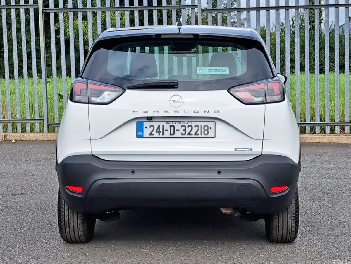 Opel Crossland SUV, Petrol, 2024, White