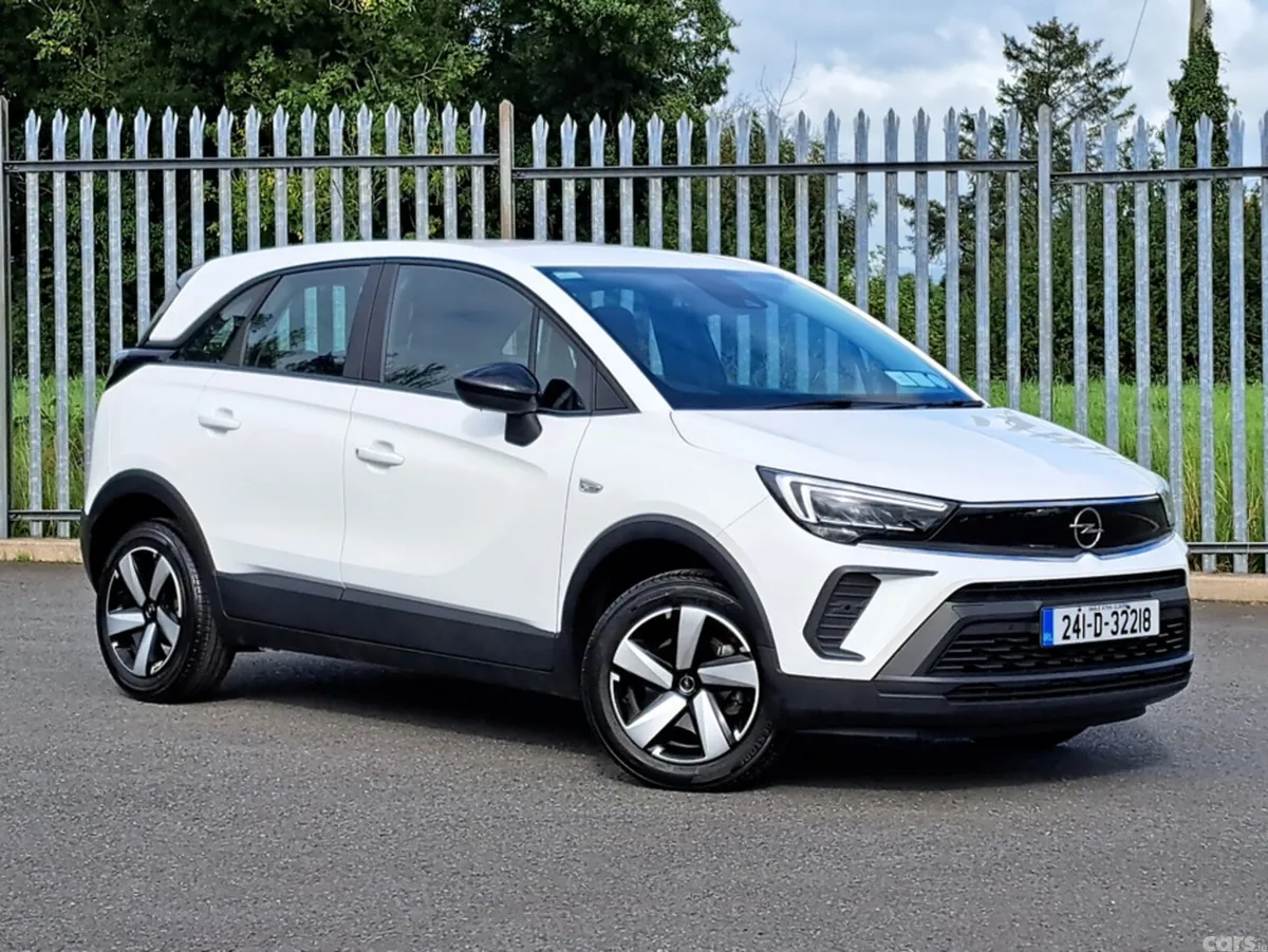 Opel Crossland SUV, Petrol, 2024, White