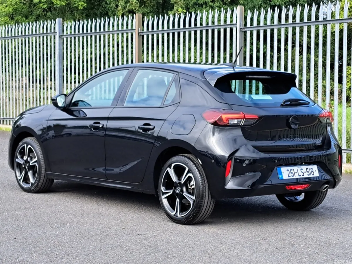 Opel Corsa Hatchback, Petrol, 2025, Black